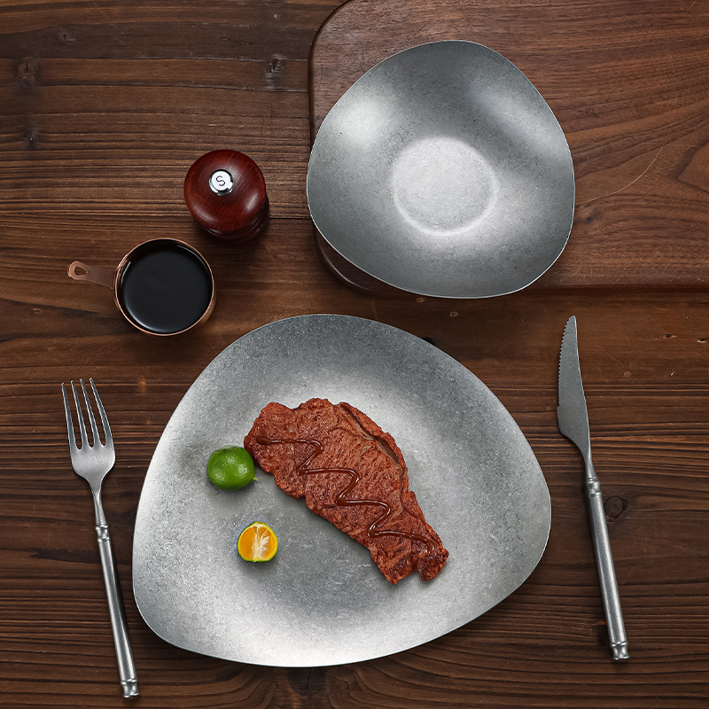 Piatto da pasto irregolare in  - Food Snacks Restaurant recensione e prezzo